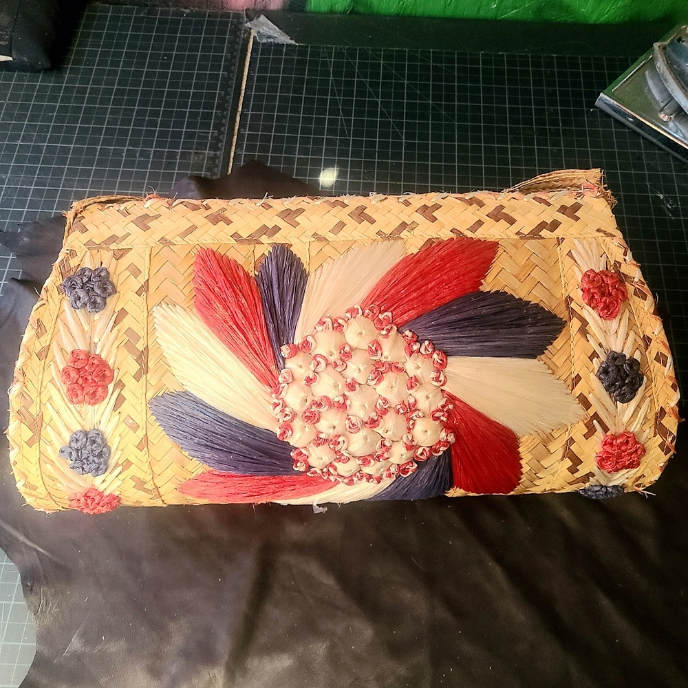 Vintage Raffia Straw Hawaiian Floral Bag